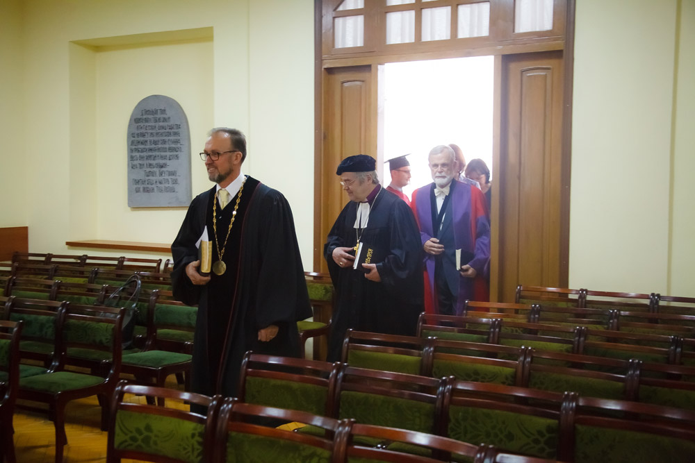 2 ноября 2019 года в Санкт-Петербургской евангелической Богословской Академии состоялась торжественная Градуация наших выпускников!_3